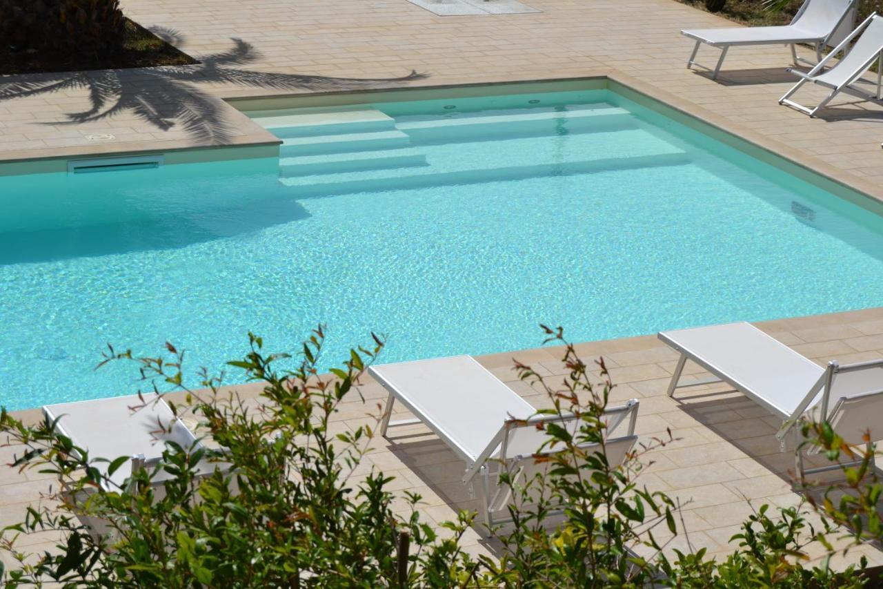 Villa Antonella แซมโบรเน ภายนอก รูปภาพ